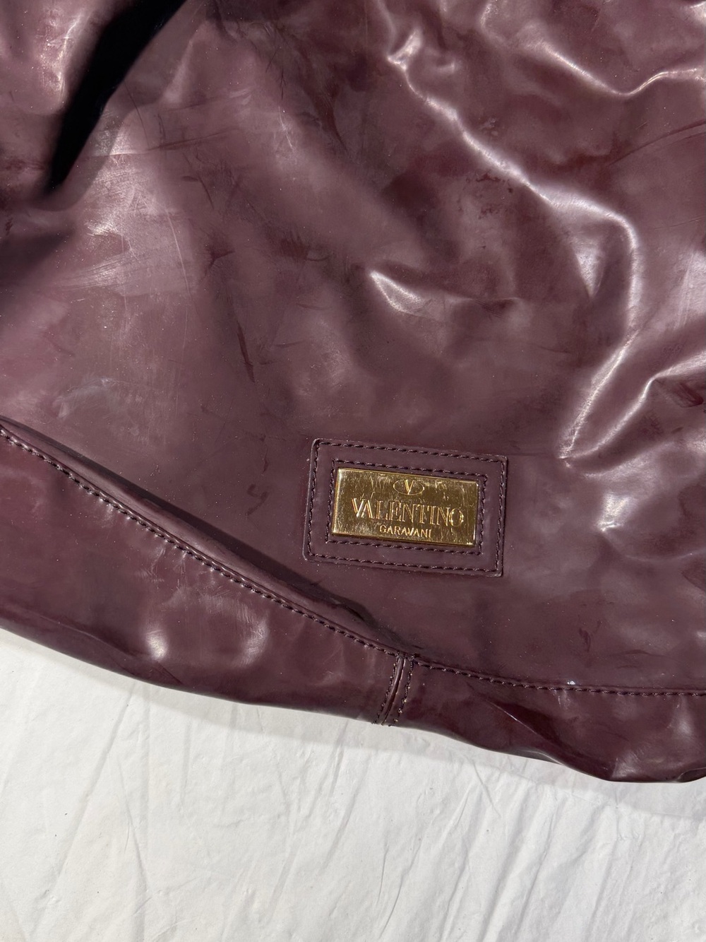 Valentino Garavani Plum Leather Hobo Bag - Picture 3 of 12